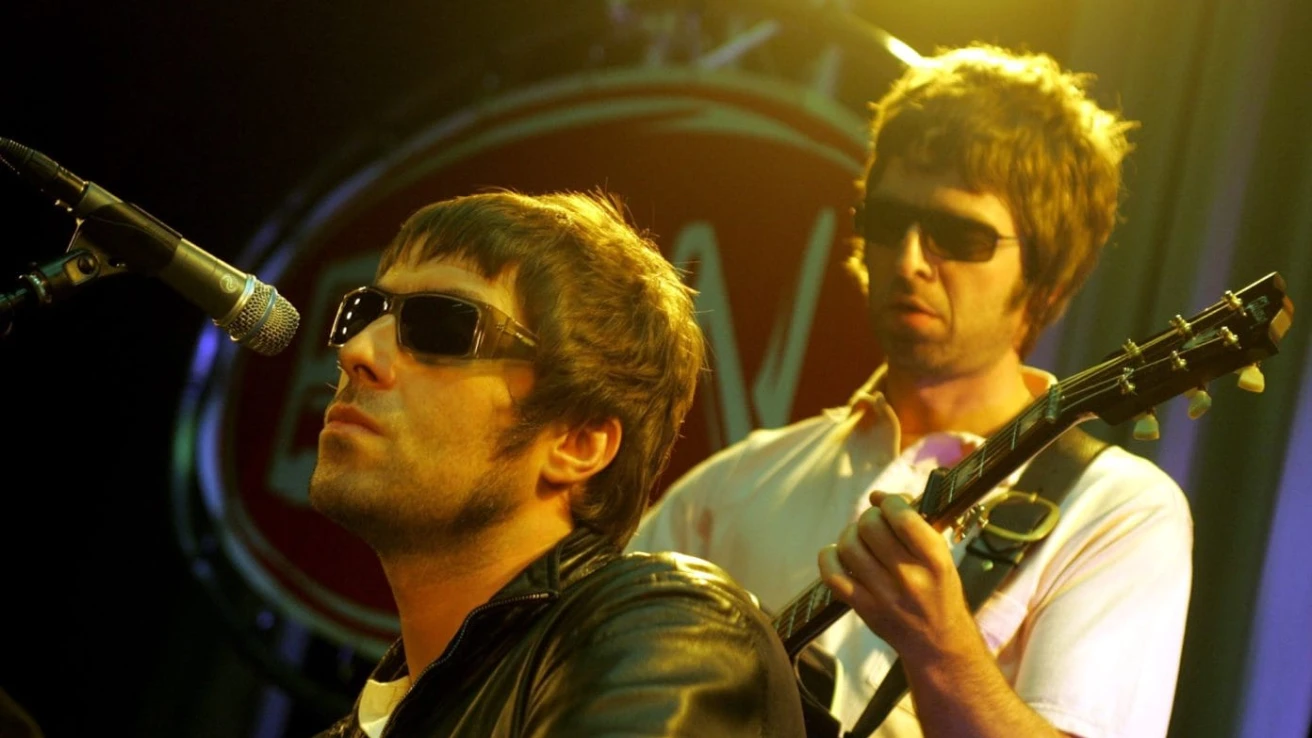 Liam e Noel Gallagher, dos Oasis.