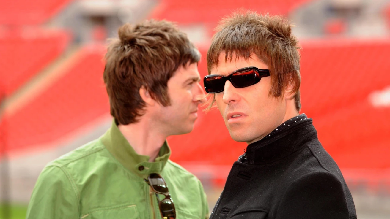 Noel Gallagher e Liam Gallagher.