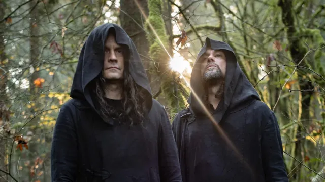 Sunn O))).